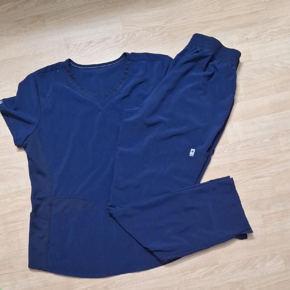 Navy Blue Scrub Set. Scrubstar.